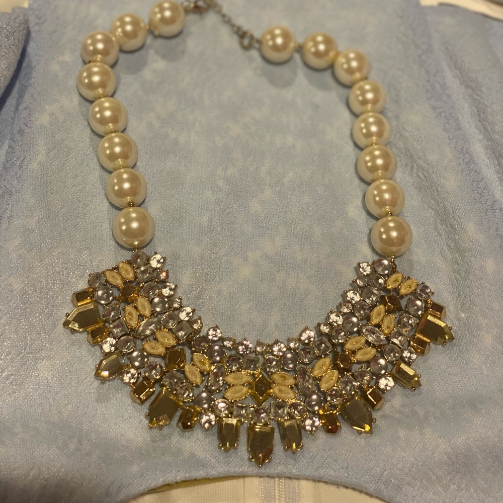 Costume jewelry Necklace
